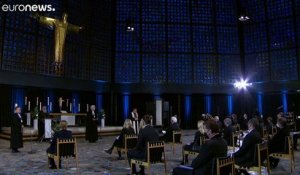 L'Allemagne rend un hommage national aux 80 000 victimes du Covid-19
