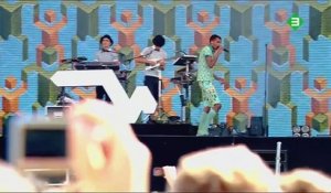 Stromae chante "Papaoutai" en live
