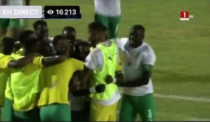 Sénégal/Cap-Vert : Idrissa Guèye ouvre le score sur un superbe coup-franc !