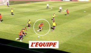 La belle combinaison entre Giroud et Mbappé à l'entraînement - Foot - Bleus