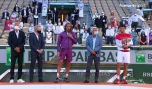 VIDÉO. Roland-Garros 2021 : "Je me suis battu du mieux que j'ai pu" assure Stefanos Tsitsipas après sa finale perdue