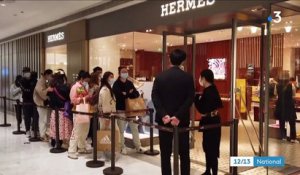 Chine : dans le secteur du luxe, les étudiants formés pour reconnaître les contrefaçons