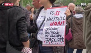 Manifestation contre le pass sanitaire à Paris