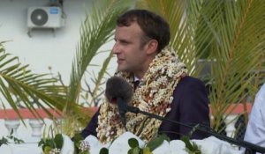 Macron annonce la création d'abris anticycloniques en Polynésie : "On parle de vos vies"