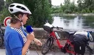 Départ d'Anne Oger, de France Bleu Orléans, pour un reportage à vélo, dans le Loiret