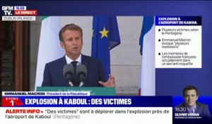 Emmanuel Macron sur l'Afghanistan: "Nous avons anticipé les opérations d'évacuation des personnels locaux de nos ambassades et de leurs familles (...) dès le mois d'avril"