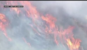 La Californie toujours ravagée par les flammes, après un été brûlant