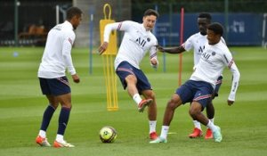 Replay : 15 minutes d'entraînement avant Stade de Reims - Paris Saint-Germain