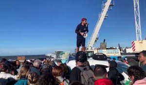 Dechets en mer : des dizaines de personnes mobilisées pour nettoyer le littoral à Marseille