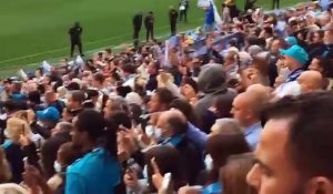 "On est là pour lui" : à Marseille, les supporters disent au revoir à Bernard Tapie
