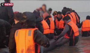 Migrants : à Calais, les maires et habitants sont démunis