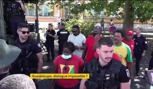 Crise aux Antilles : discussions tendues entre Sébastien Lecornu et les manifestants guadeloupéens