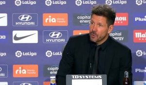 16e j. - Simeone : "Nous sommes au moment où nous devons essayer de résoudre ces problèmes"