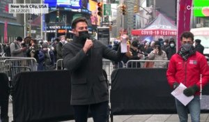 "Good riddance Day" : sur Times Square, New York fête le départ des "souvenirs indésirables""