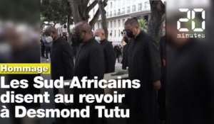 Mort de Desmond Tutu : l'hommage des Sud-Africains à la cathédrale Saint-Georges du Cap