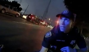 Etats-Unis : un policier roulant à toute vitesse renverse mortellement un homme
