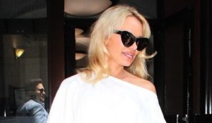 Pamela Anderson se confie sur son histoire avec le footballeur Adil Rami