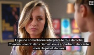 Demain nous appartient : Emma Smet reçoit la visite surprise de sa maman Estelle Lefébure