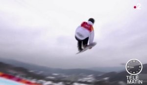 Zapping du 15/02 : J.O. 2018 : La terrible chute d’un snowboarder