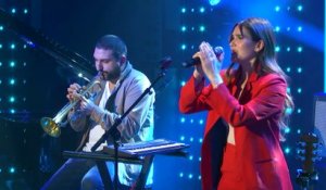 Joyce Jonathan & Ibrahim Maalouf interprètent "Tout commence par là" dans "Le Grand Studio RTL"