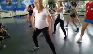 Public Buzz : Vidéo : Enceinte, elle danse comme jamais !
