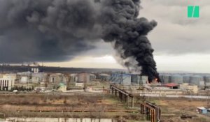 Odessa recouverte d’une épaisse fumée noire après des tirs russes sur une raffinerie