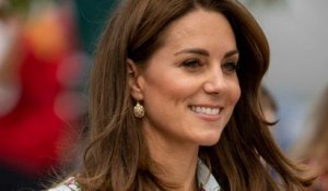 GALA VIDEO - Kate Middleton et la princesse Anne : un duo de choc pour la bonne cause !