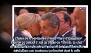 Investiture d'Emmanuel Macron - Brigitte brise le protocole pour faire la bise à… Nicolas Sarkozy !