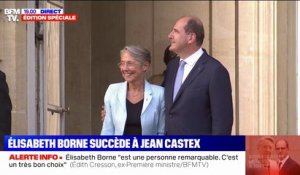 Élisabeth Borne arrive à Matignon et est accueillie par Jean Castex