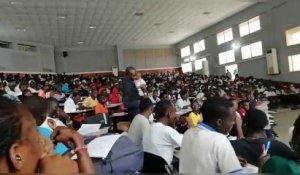 Ucad : Le geste de Dr Babacar Diop à l'endroit du bébé d'une étudiante
