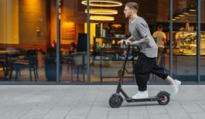 Les accidents avec une trottinette électrique en plein boum : "La tête est pratiquement dans 1 cas sur 2 la partie touchée"