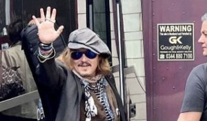 "Ce monsieur est un déchet…" : Une chroniqueuse de "TPMP" détruit littéralement Johnny Depp !