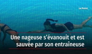 Une nageuse s’évanouit et est sauvée par son entraîneuse