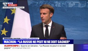 Emmanuel Macron: "Personne ne s'inscrit dans une fin de la guerre qui soit dans les prochaines semaines ou les mois qui viennent"