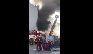 Paris: important incendie dans un immeuble du 16e arrondissement