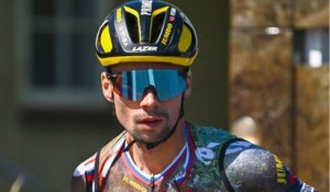 GALA VIDEO - Tour de France 2022 : un cycliste chute, se déboîte l’épaule… et se la remet en place tout seul