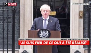 Boris Johnson démissionne du parti Conservateur