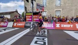 Tour de France Femmes 2022 - Marlen Reusser la 4e étape en solo, Evita Muzic 2e et Marianne Vos reste en jaune !