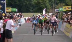 Tour de l’Avenir 2022 - Casper van Uden remporte la 2e étape au sprint