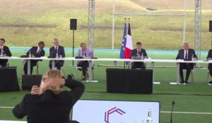 CNR : "Les absents ont toujours tort" selon Emmanuel Macron