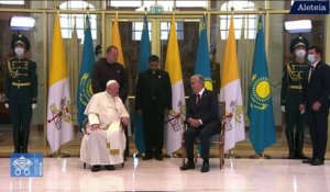 L'arrivée du pape François au Kazakhstan
