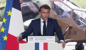 Emmanuel Macron officialise la fin de l'opération militaire Barkhane au Sahel
