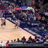 NBA - Zion se régale, Hayes se montre encore