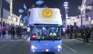 La parade triomphale des Argentins à Doha, après leur victoire en Coupe du monde
