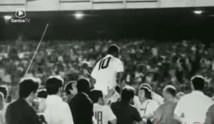 Santos - L’hommage à Pelé