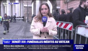 De longues files d'attente au Vatican pour les obsèques du pape Benoît XVI