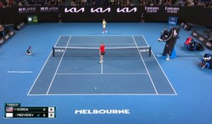 Korda  - Medvedev - Les temps forts du match - Open d'Australie