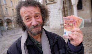 Ce passionné traque le parcours des billets en euro dans le monde grâce à leurs numéros