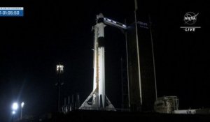 SpaceX expédie deux Américains, un Russe et un Emirati vers l’ISS: suivez en direct le décollage de la fusée Falcon 9
