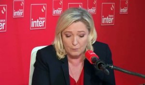 Marine Le Pen: "Eric Dupond-Moretti ne peut pas rester ministre après ses bras d'honneur à l'Assemblée nationale !" - Regardez